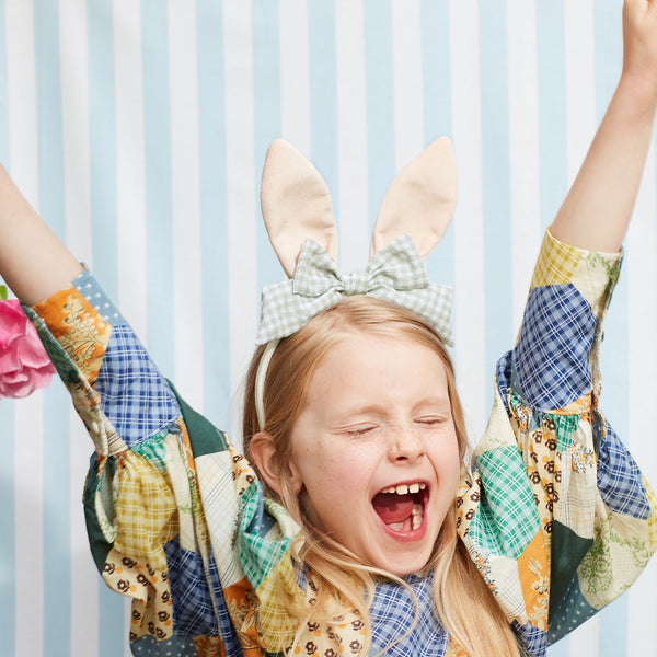 Host a Splendid Outdoor Easter Egg Hunt