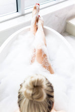 Load image into Gallery viewer, Ancient Oat Hydration Crush Bath Soak 600g

