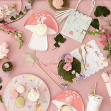 Load image into Gallery viewer, Meri Meri Gold Glitter Wands
