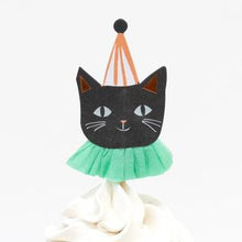 Load image into Gallery viewer, Meri Meri Halloween Dancing Figures Cupcake Kit
