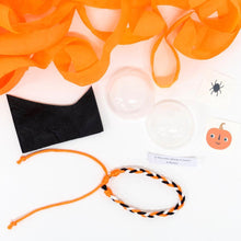 Load image into Gallery viewer, Meri Meri Vintage Halloween Surprise Balls
