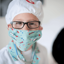Load image into Gallery viewer, Doctor wtih Accesories Costume
