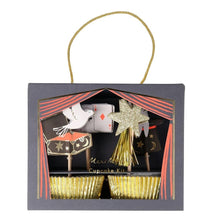 Load image into Gallery viewer, Meri Meri Magic Cupcake Kit
