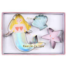 Load image into Gallery viewer, Meri Meri Mermaid Cookie Cutter - Lemonade Party Box
